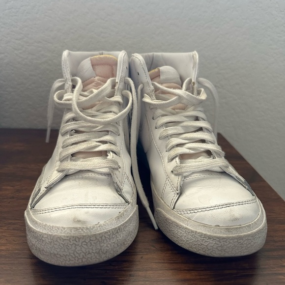 Nike "Blazer Mid '77" W - White / White 6.5 - Picture 3 of 8